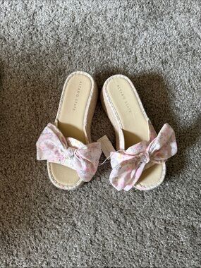 Altar'd State Girls Pink Floral Bow Slide Sandals